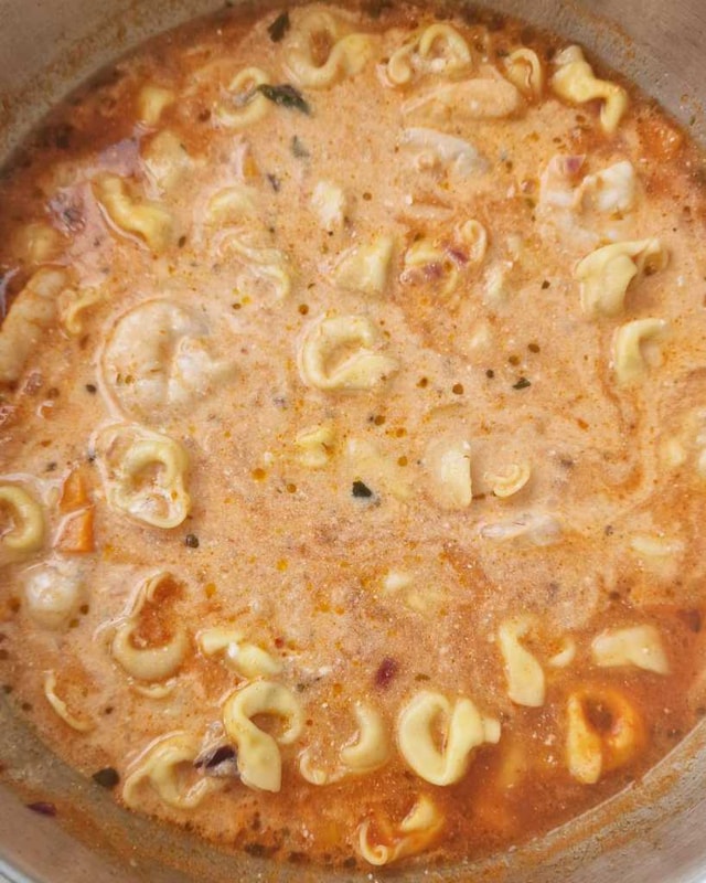 Cheese Tortellini Soup