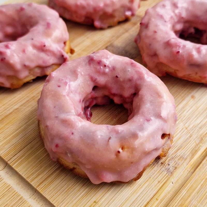 Strawberry Baked Donuts