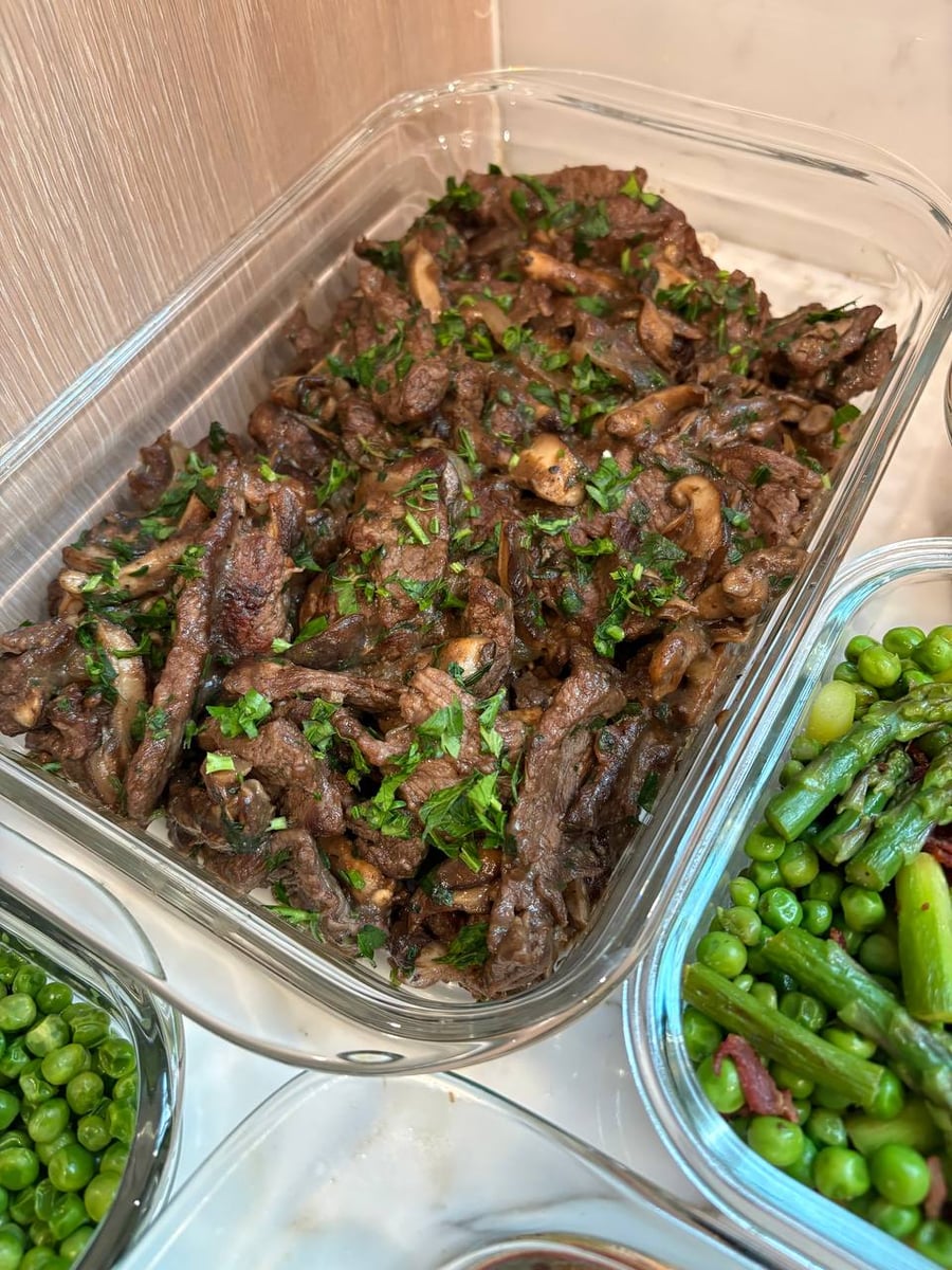 Mediterranean-Inspired Fusion with Protein-Rich Comfort Classics