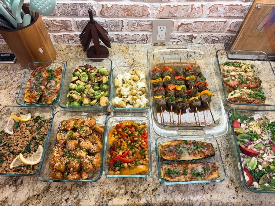 American and Mediterranean meal prep with stuffed chicken roulades, sirloin kebabs and fruit-forward vegetable sides