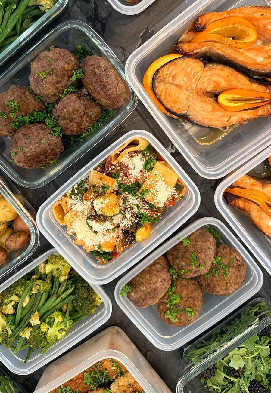 Greek beefsteaks, orange-stuffed salmon steaks and Thai shrimp cakes cover a black stone island, soups at the end.