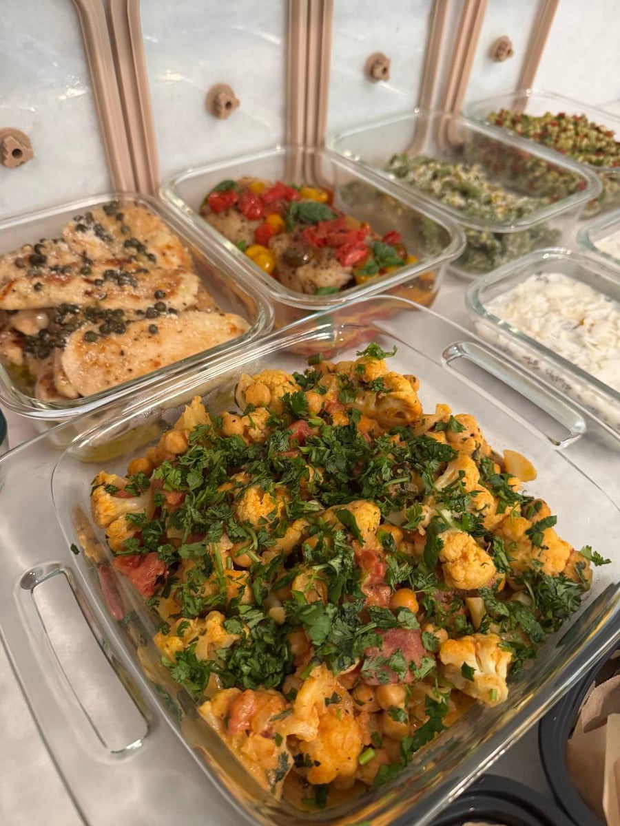 Classic American bistro favorites with vibrant Mediterranean-inspired botanical influences.